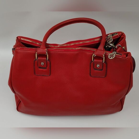 Red Handbag Purse W/ Gold Medallion - Picture 9 of 16